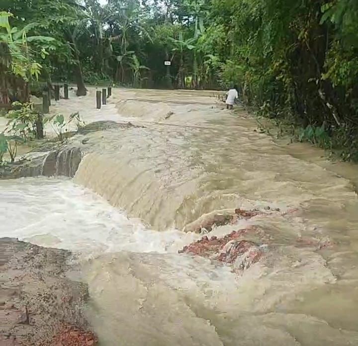 জগন্নাথপুরে কুশিয়ারার পানি বৃদ্ধি: নিম্নাঞ্চল প্লাবিত, সড়ক ডুবে যোগাযোগ বিচ্ছিন্ন