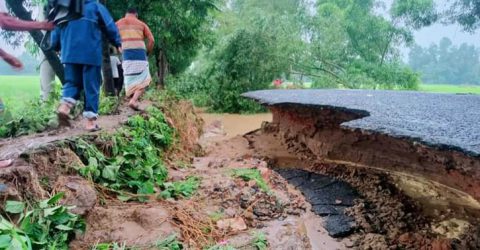 শেরপুরে বন্যা পরিস্থিতির অবনতি, ৭ জনের মৃত্যু