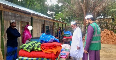 অগ্নিকাণ্ডে ক্ষতিগ্রস্ত পরিবারকে চ্যারিটি সংস্থা ইউ ডোনেট ফাউন্ডেশনের সহায়তা প্রদান